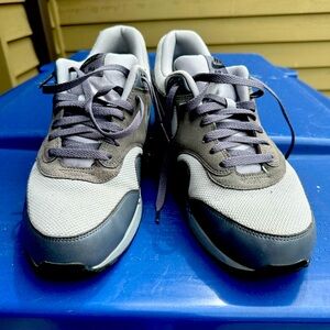 Nike AirMax Sneakers Two tone Gray Size 13